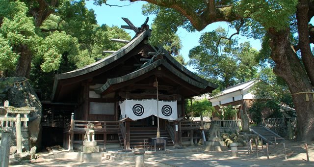 ⛩️ 우시토라 신사 이미지 1